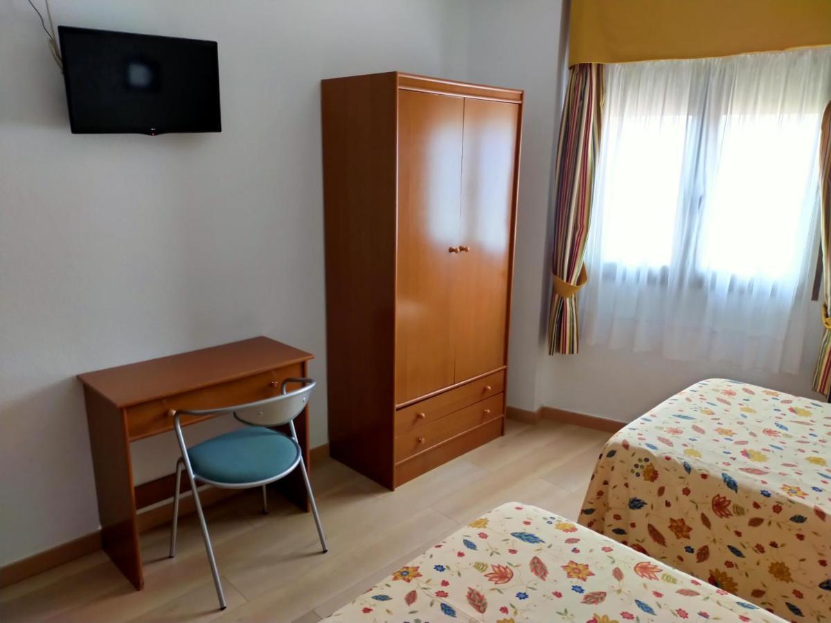 Hostal Casa Pepe Tauste Esterno foto