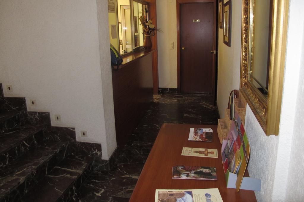 Hostal Casa Pepe Tauste Esterno foto